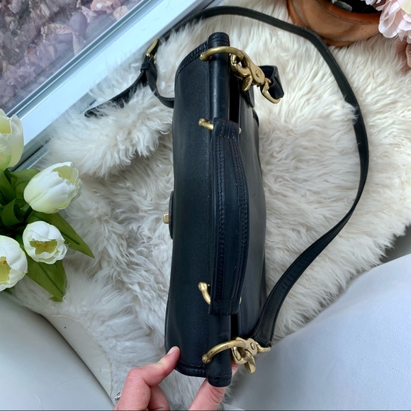 Vintage Coach Medium Black Leather Station Satchel - Picture 7 of 16